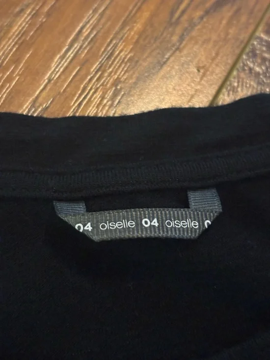 Oiselle Tank Top Womens Small Black Casual Sleeveless like new - Picture 3 of 3